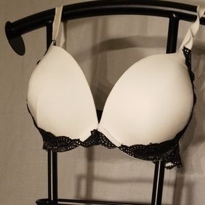 Torrid Push-up Plunge Bra